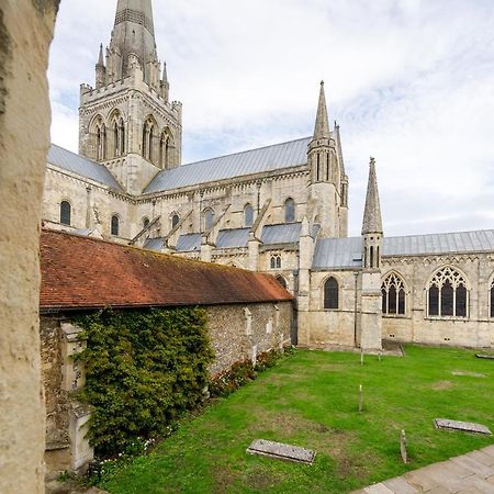 Cloisters Cottage Chichester Esterno foto